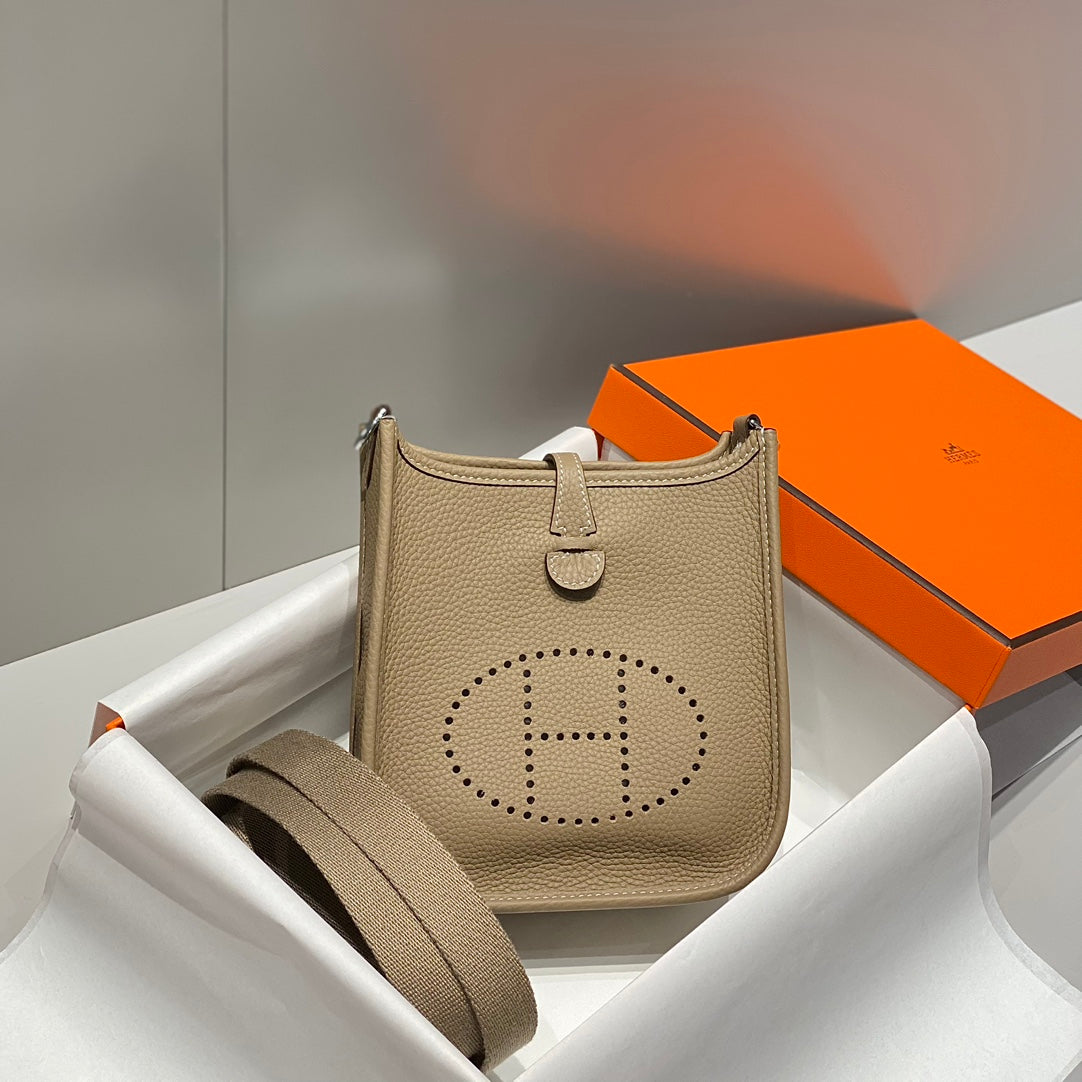 HERMES MINI NEO 18 EVELYNE BAG IN TORTILLA BROWN GRAINED CALFSKIN