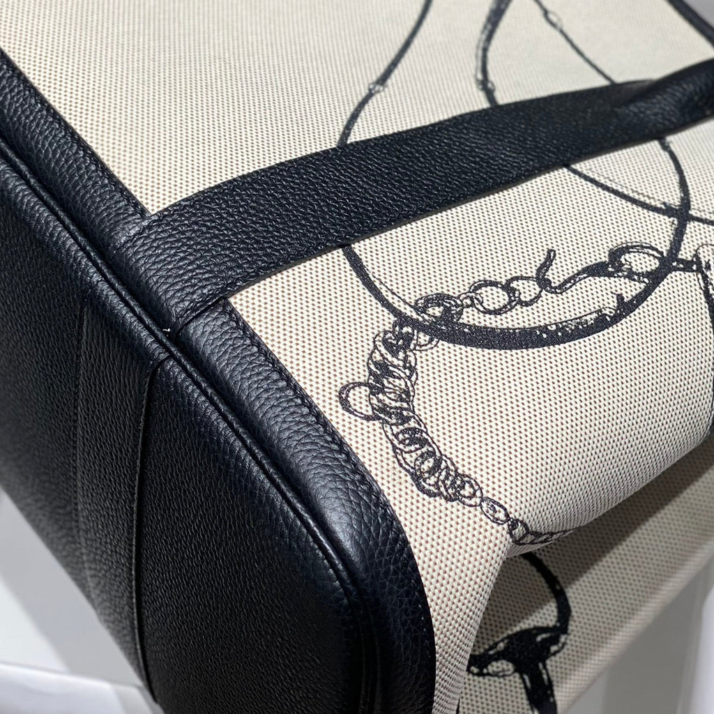 HERMES GARDEN PARTY 36 IN BEIGE AND BLACK TOILE H CANVAS BLACK CALFSKIN HORSE TACK SKETCH PRINT