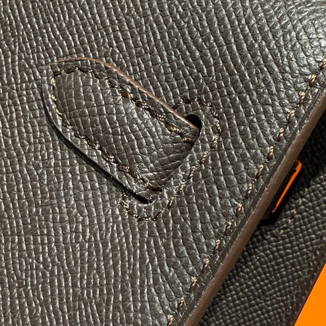 HERMES KELLY 25CM IN EBENE EPSOM CALFSKIN GOLD HARDWARE