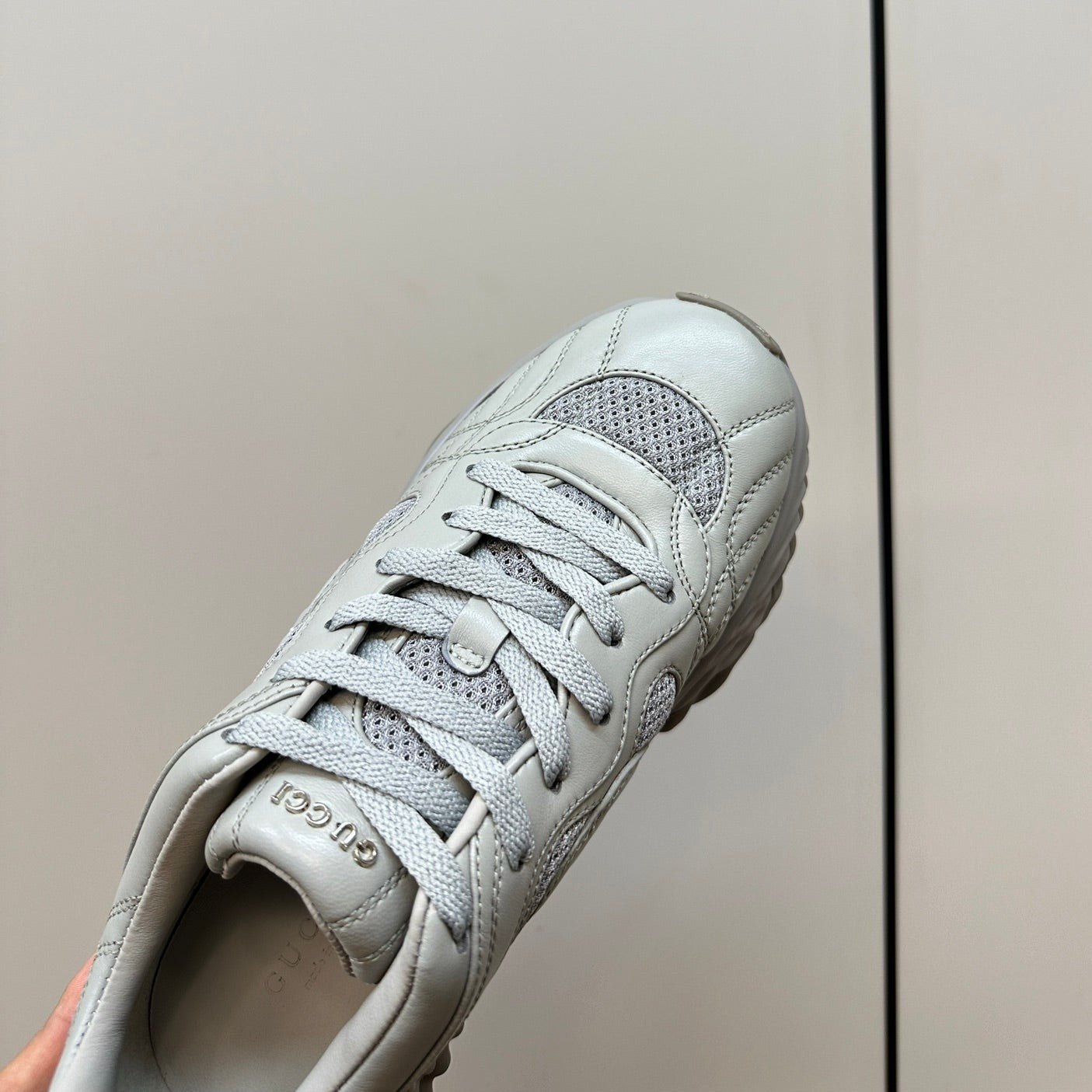 GUCCI Ripple Leather Sneakers White Pearl