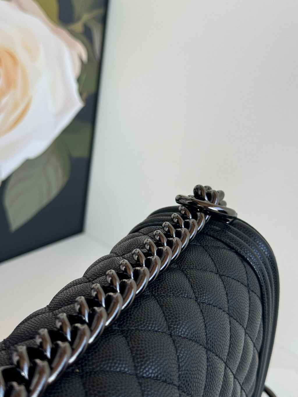 CHANEL BOY 25S 25 CM IN BLACK LAMBSKIN