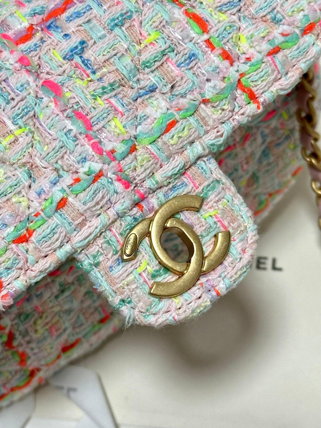 CHANEL MINI 21 FLAP BAG IN LIGHT PINK MIX COLORFUL WOOL TWEED