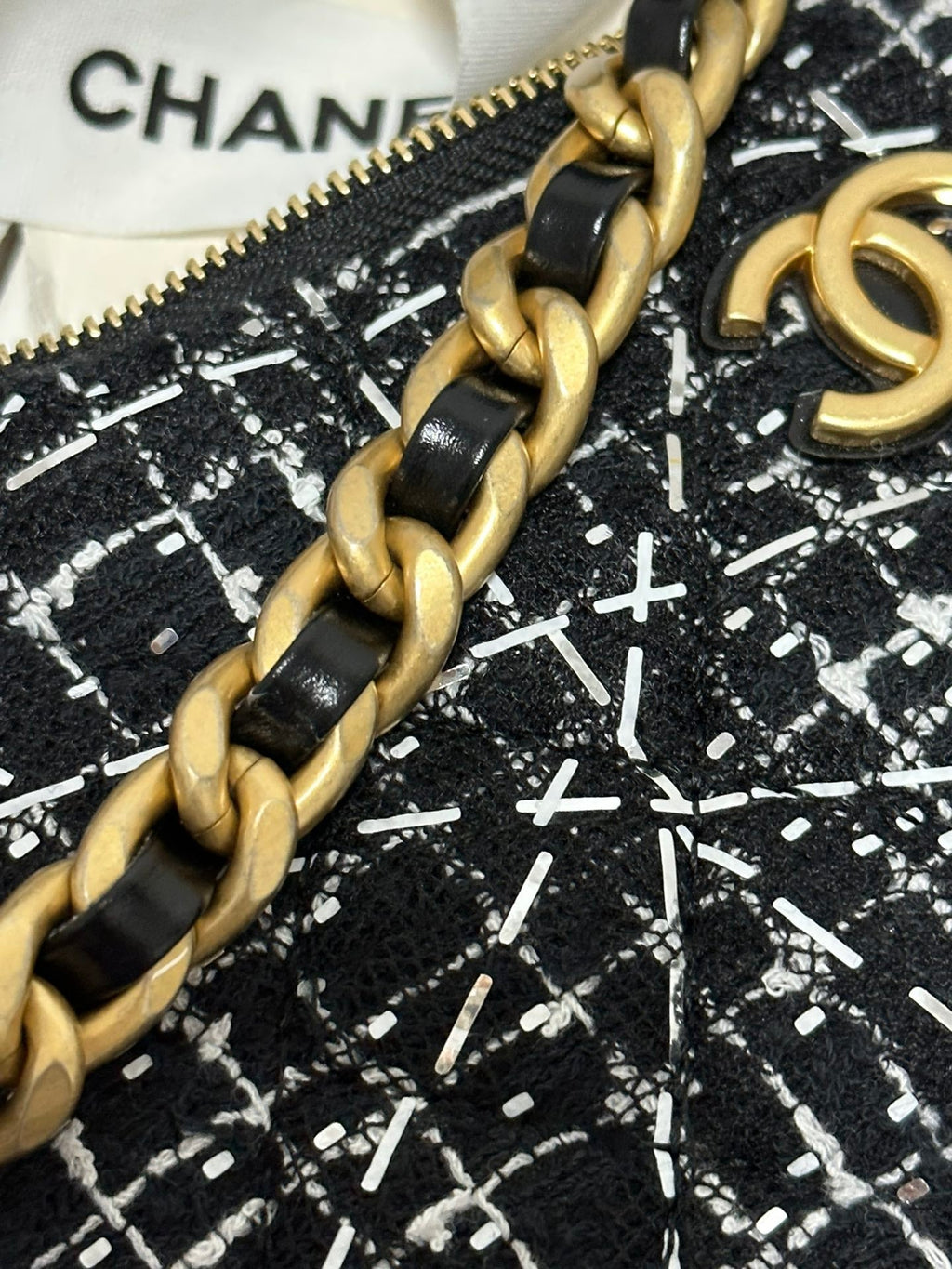 CHANEL HOBO BAG 23 IN BLACK MIX WHITE TWEED GOLD HARDWARE