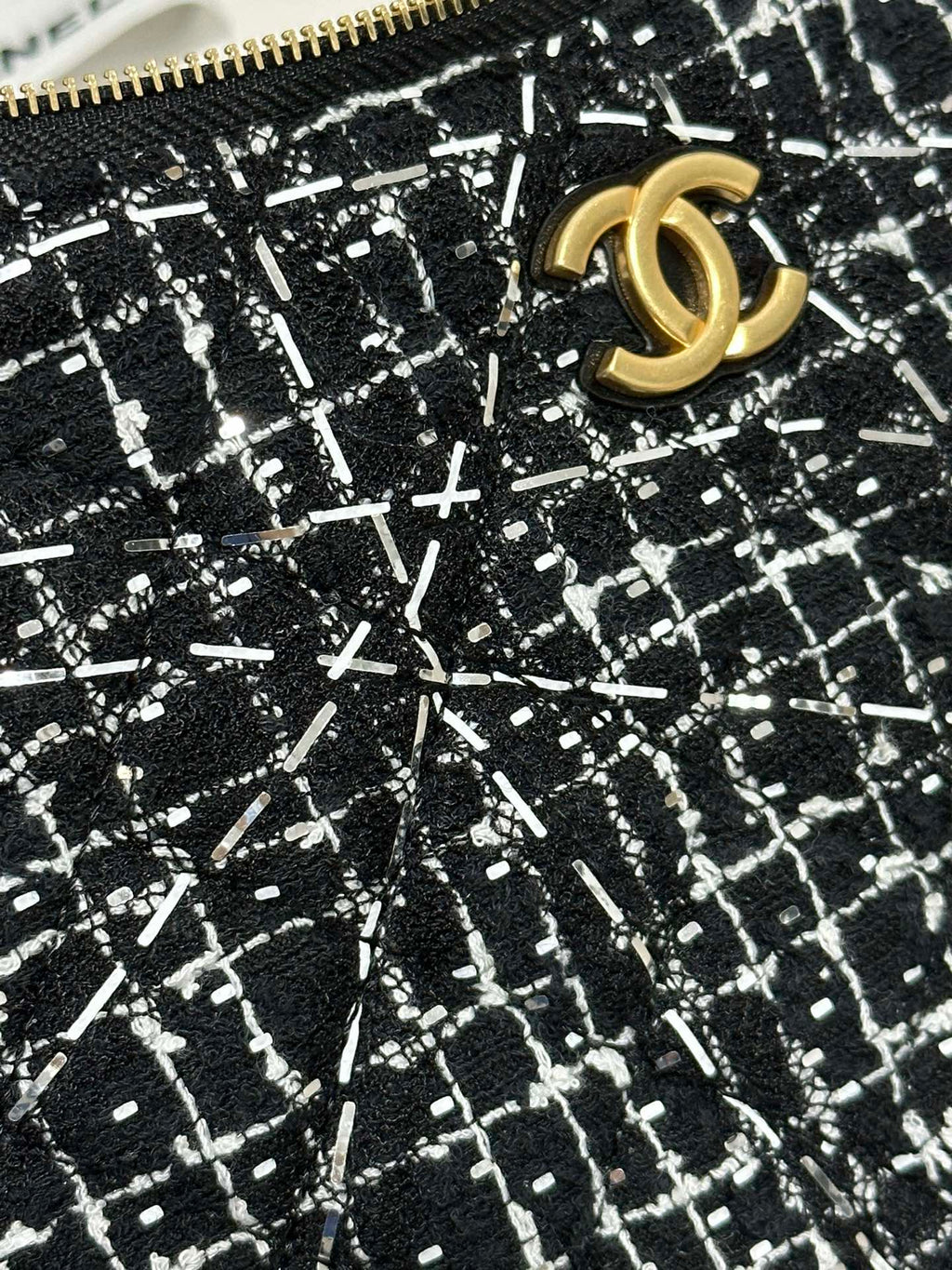 CHANEL HOBO BAG 23 IN BLACK MIX WHITE TWEED GOLD HARDWARE