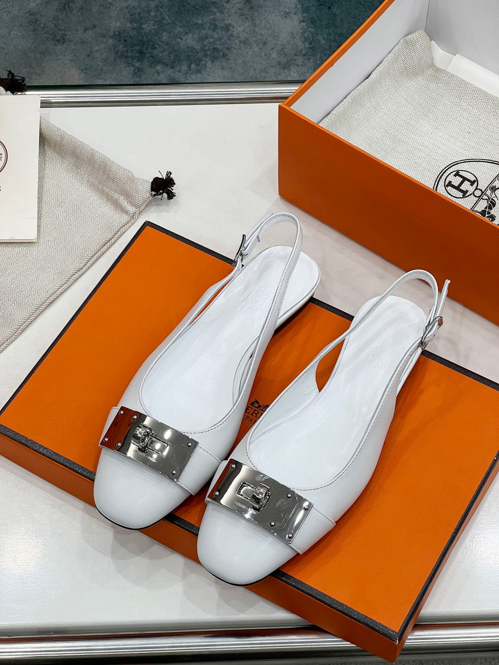 HERMES INNOCENTE SLINGBACK WHITE CALFSKIN