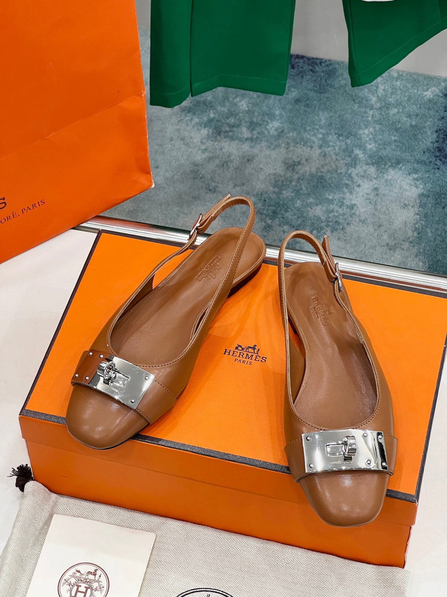 HERMES INNOCENTE SLINGBACK CARAMEL CALFSKIN