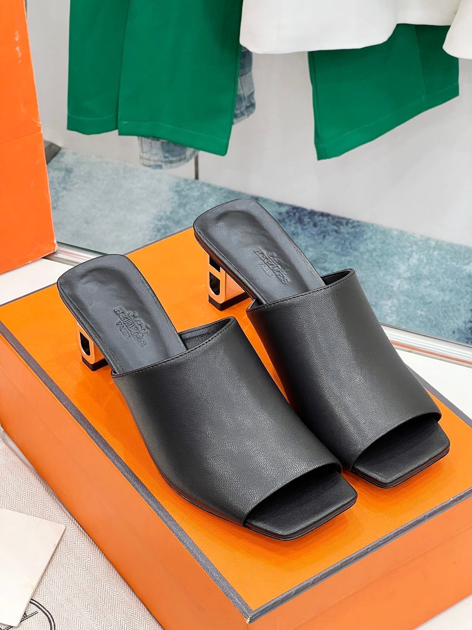 HERMES ICONIQUE 60 SANDAL IN BLACK CALFSKIN