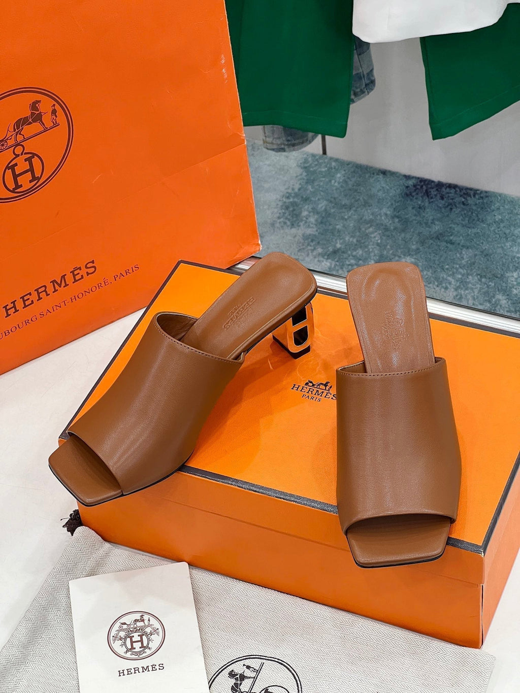 HERMES ICONIQUE 60 SANDAL IN BRONZE BROWN CALFSKIN