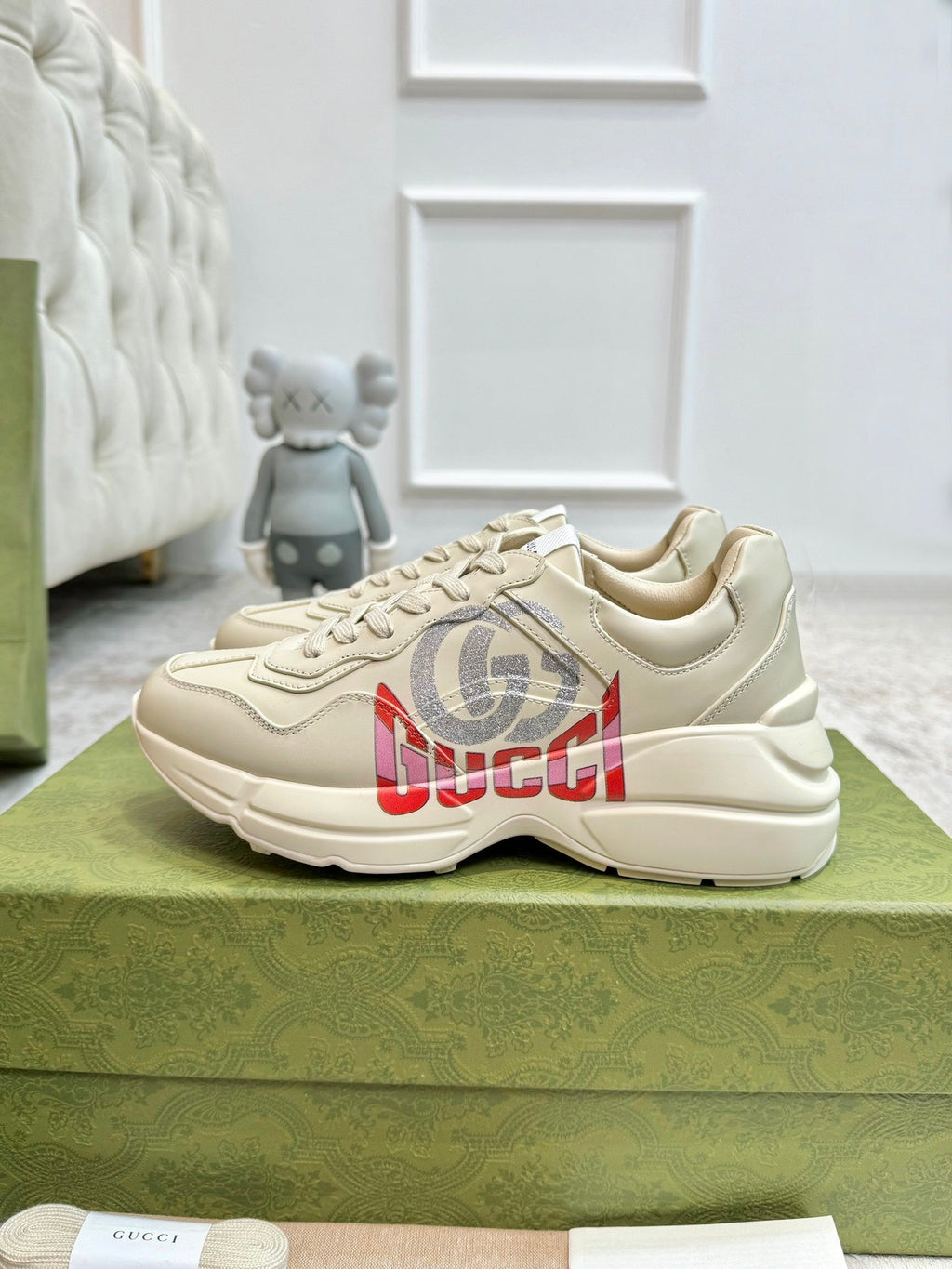 GUCCI RHYTON TRAINER WHITE LAMBSKIN WITH H LETTER