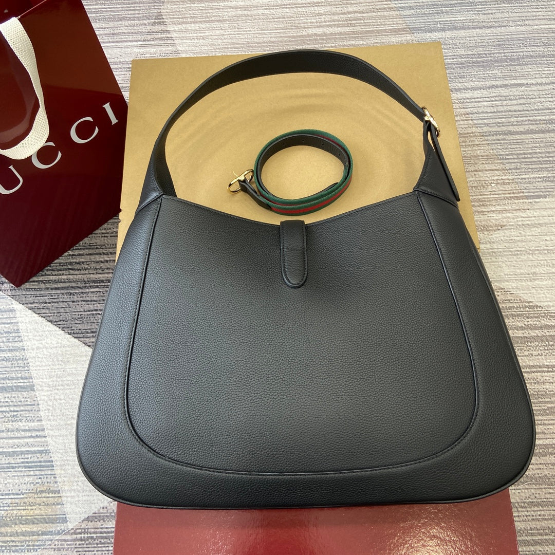 GUCCI JACKIE LARGE SHOULDER BAG 40 IN BLACK CALFSKIN GOLD HARDWARE