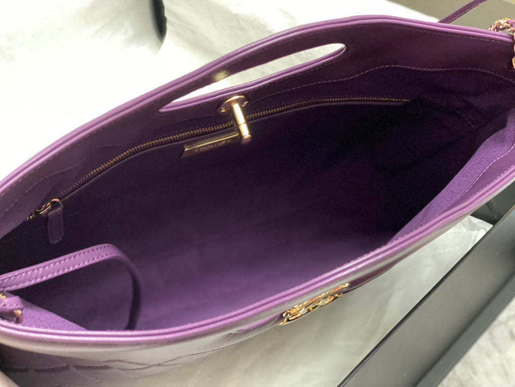 CHANEL 39 LARGE SHOPPING BAG IN VIOLET CALFSKIN