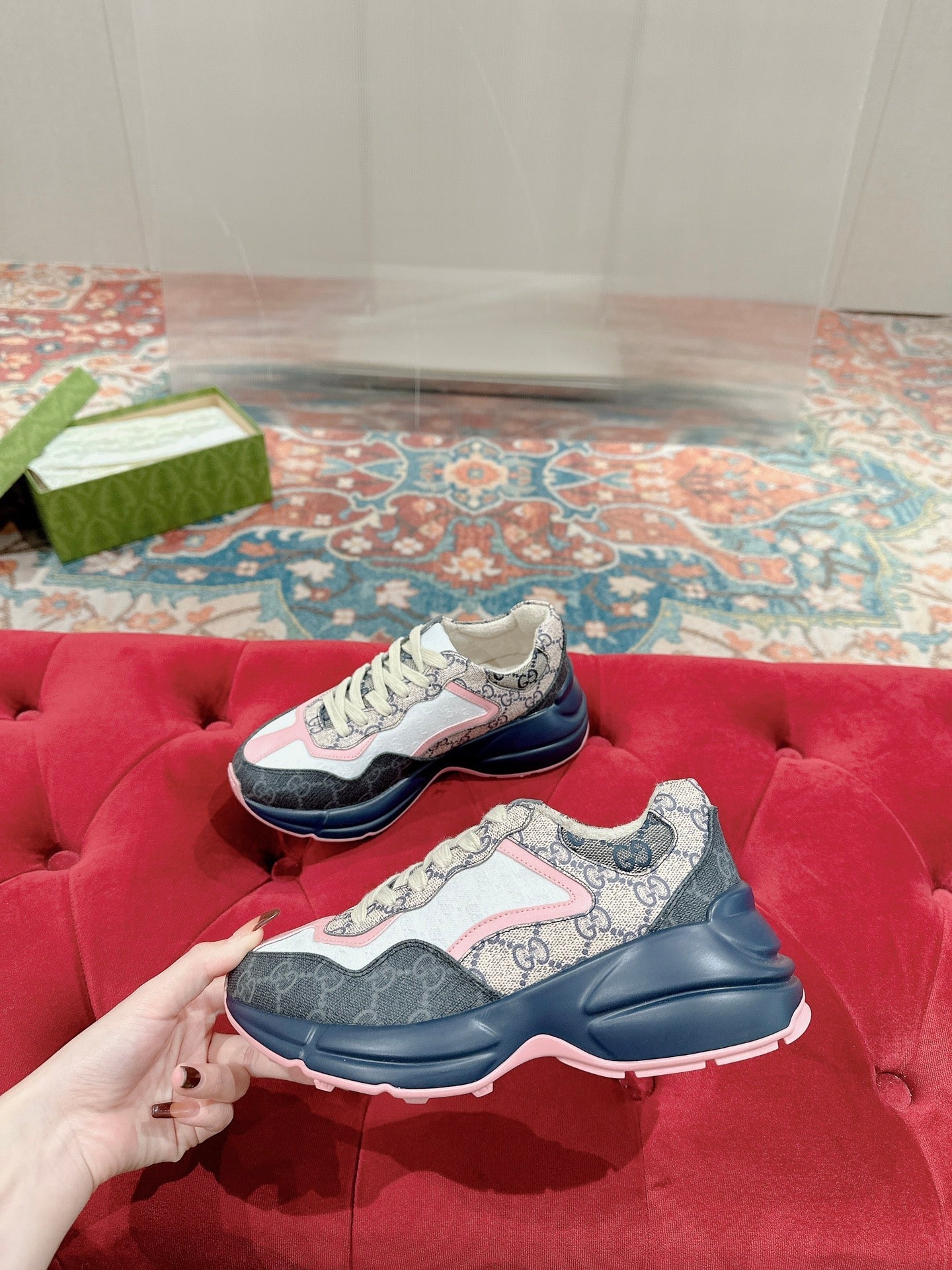 GUCCI RHYTON TRAINER CHARCOAL AND WHITE CALFSKIN