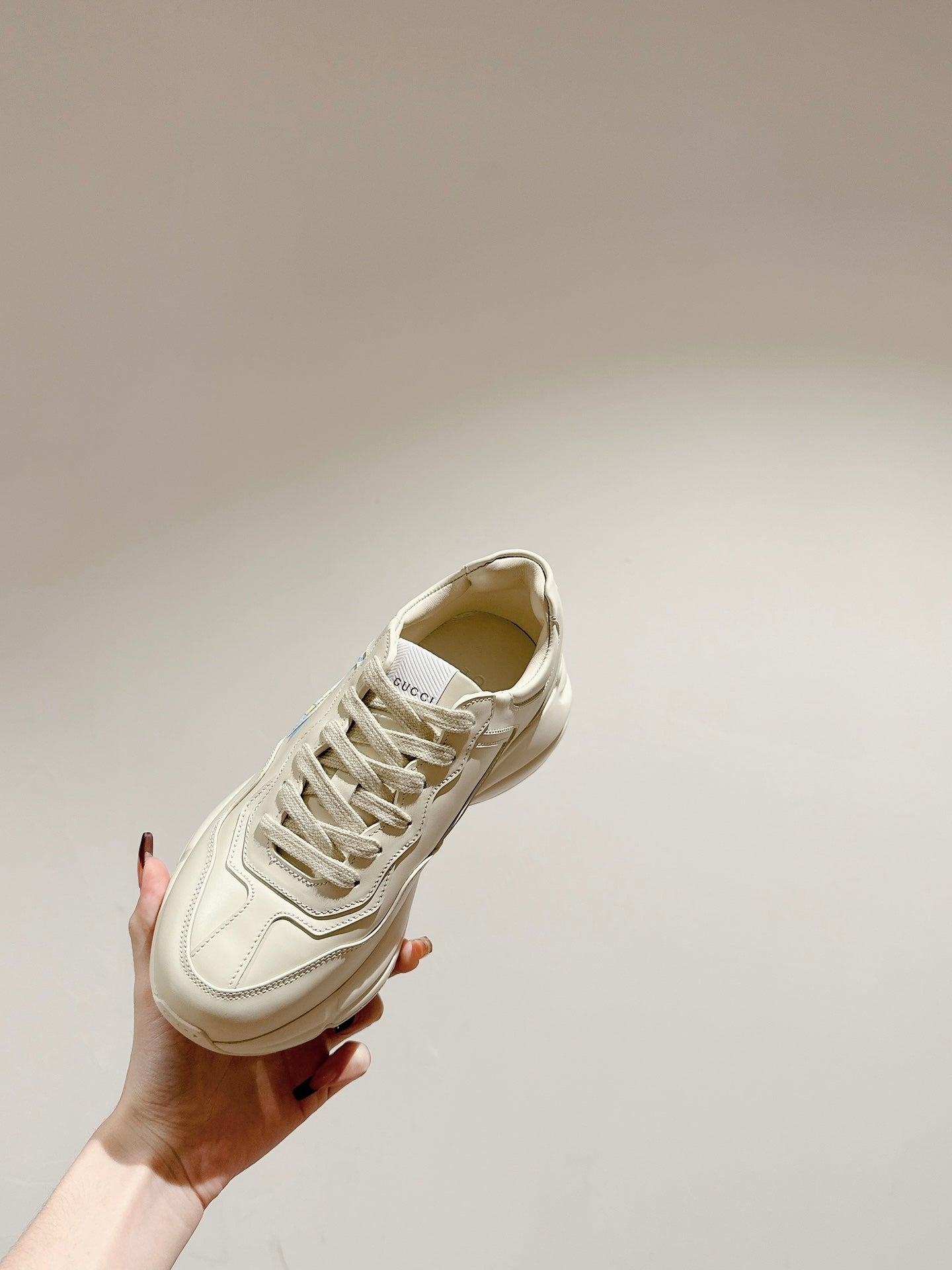 GUCCI RHYTON LOGO TRAINER WHITE CALFSKIN