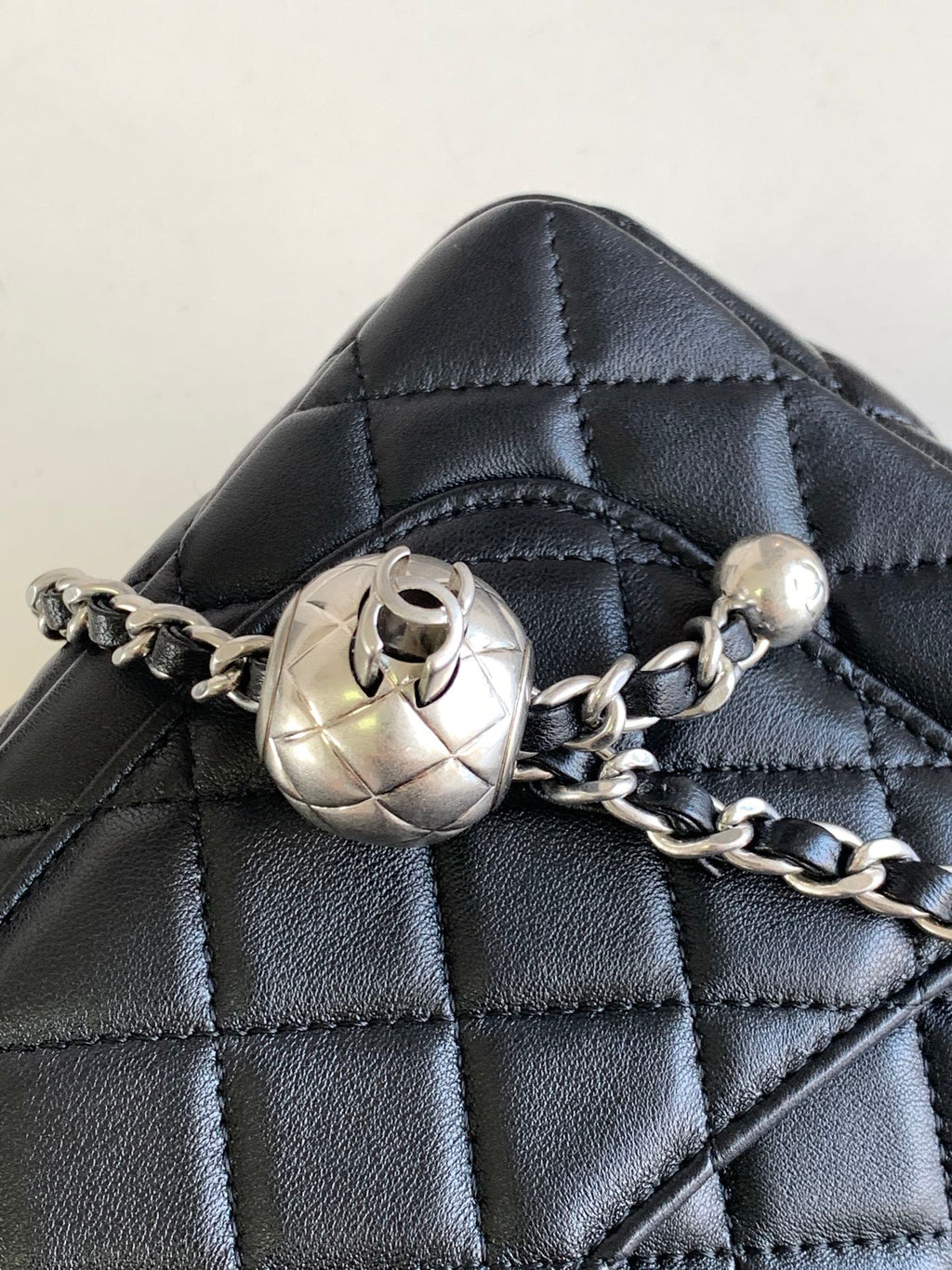 CHANEL SMALL 20 FLAP BAG IN BLACK CALFSKIN