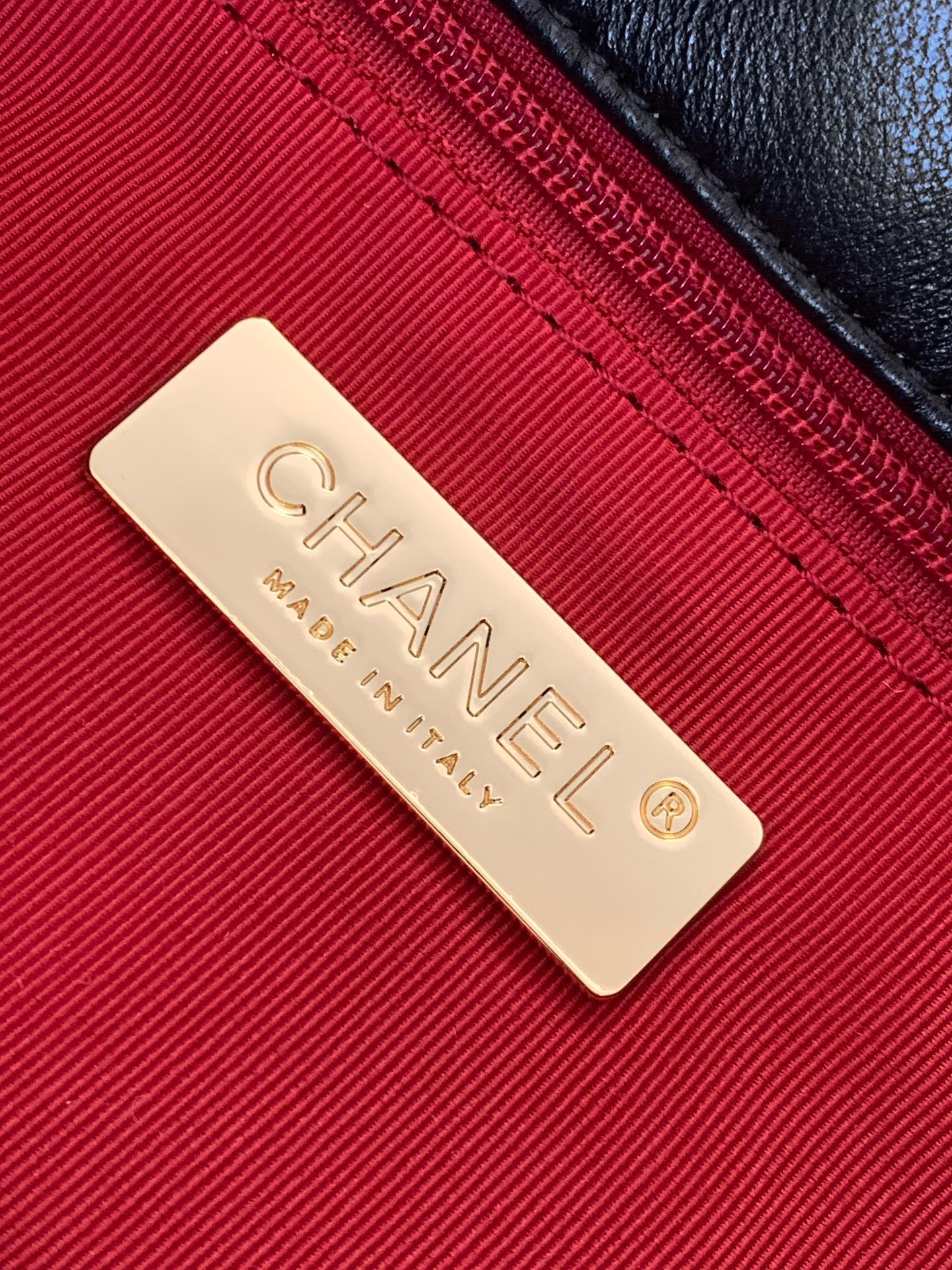 CHANEL LARGE 30 HOBO BAG IN BLACK CALFSKIN MIX METAL HARDWARE