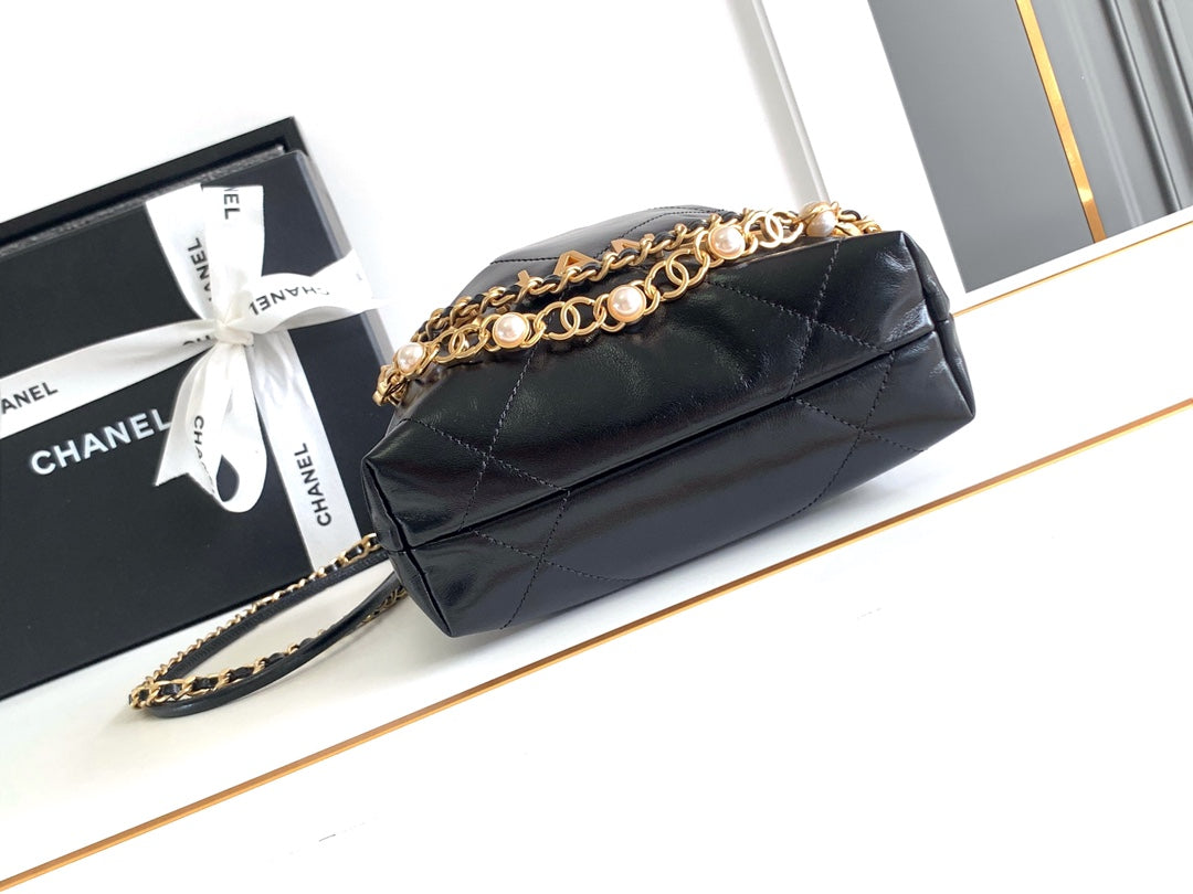 CHANEL MINI 20 BAG IN BLACK SHINNY CALFSKIN WITH GOLD METAL