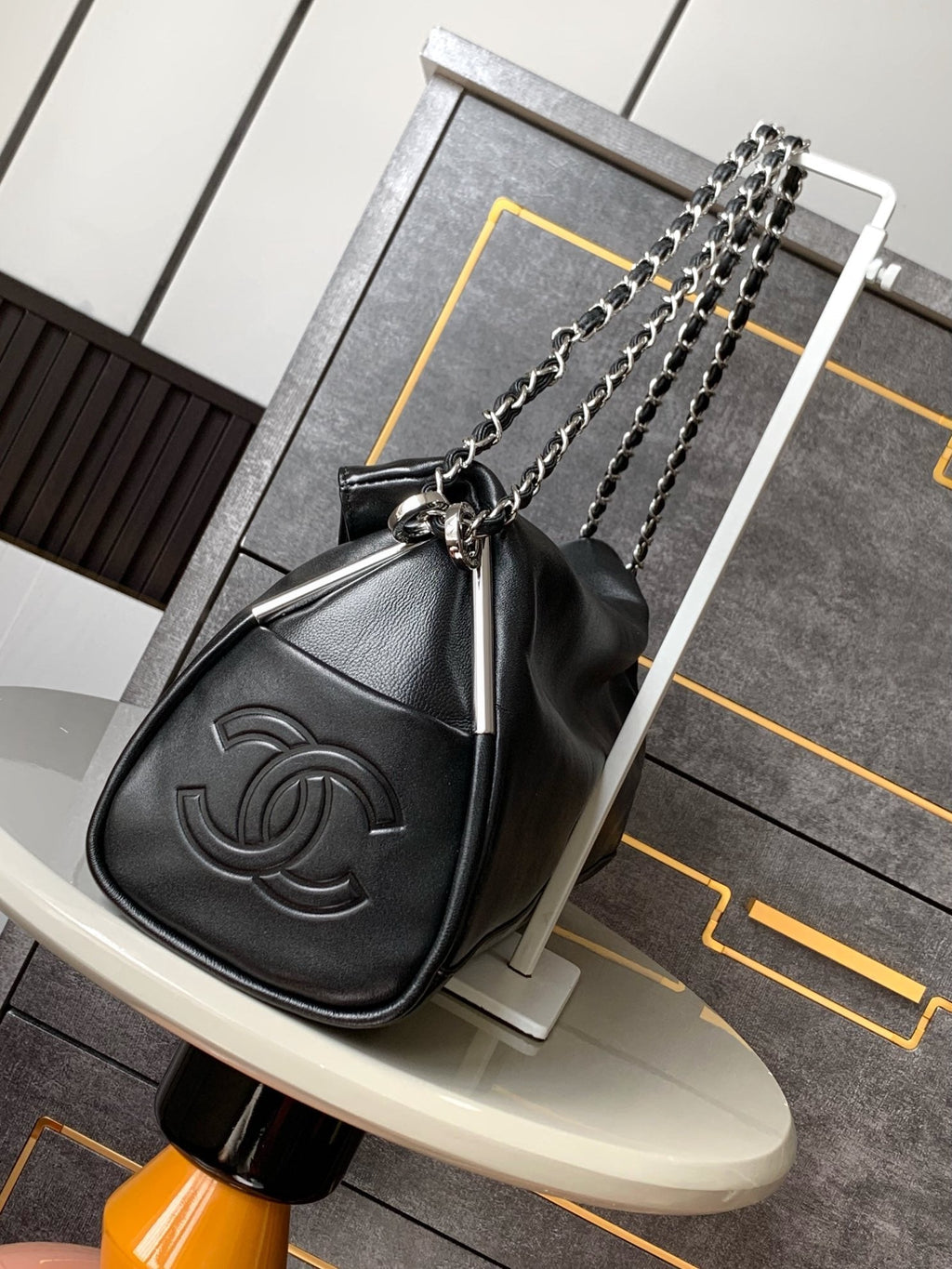CHANEL 25S HOBO BAG 40 CM IN BLACK SMOOTH CALFSKIN