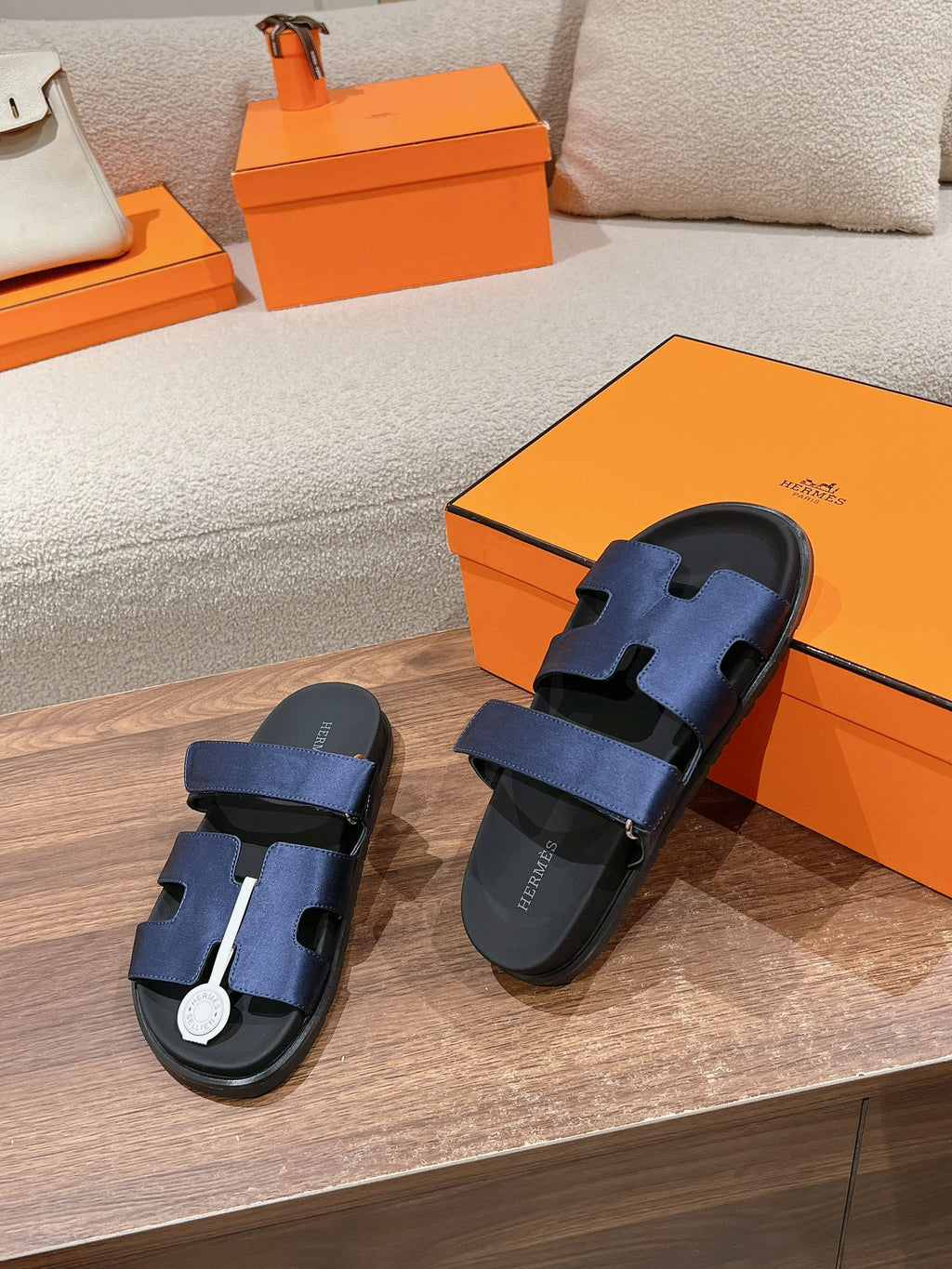 HERMES CHYPRE SANDAL BLACK MIX LIGHT BERRY CALFSKIN