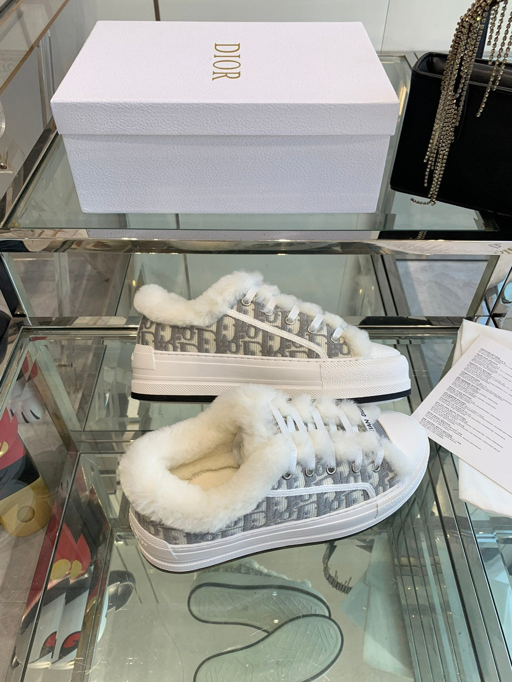 DIOR ALK'N PLATFORM SNEAKER PALE GRAY COTTON EMBROIDERED WITH OBLIQUE MOTIF AND WHITE SHEARLING