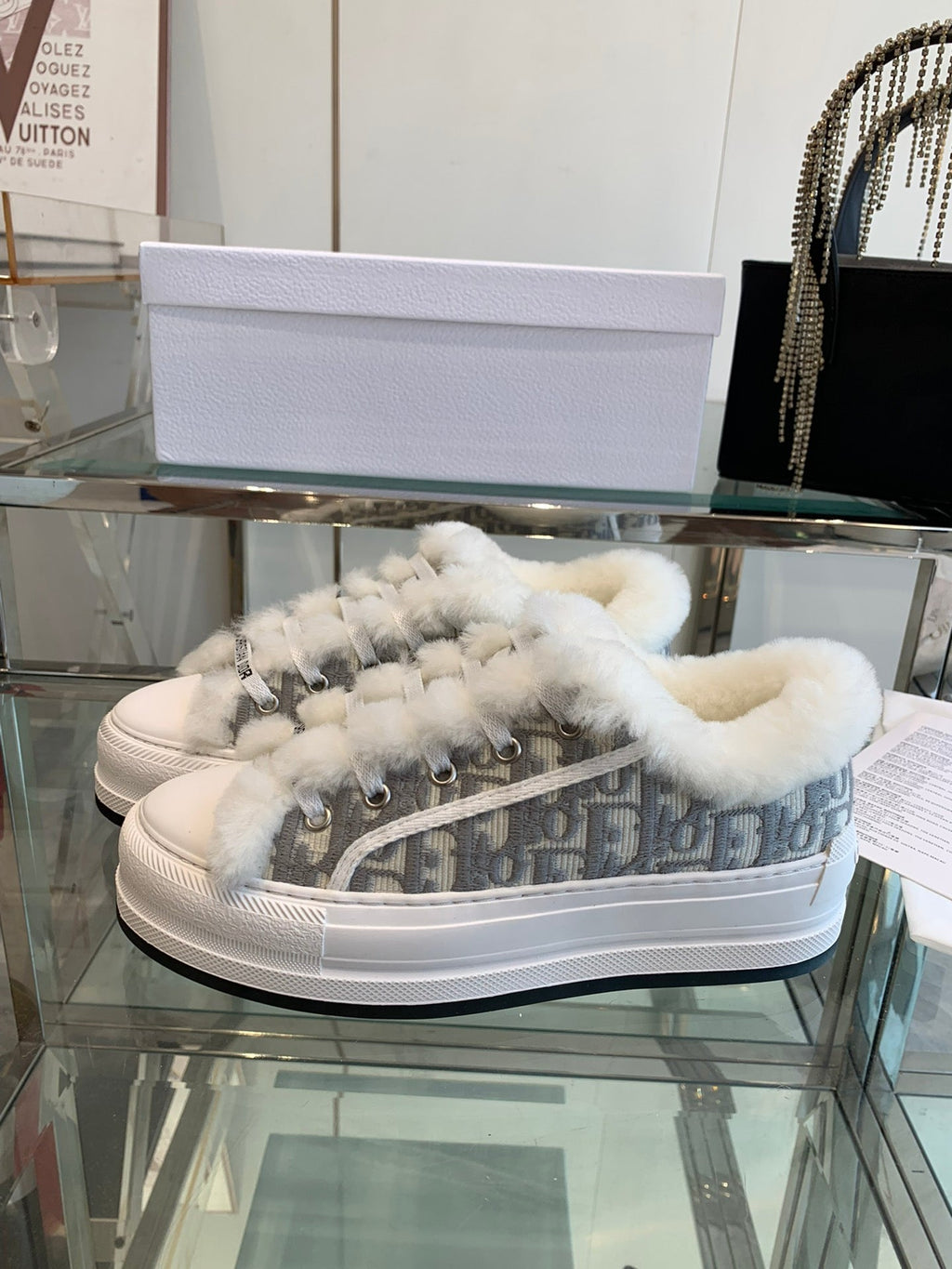 DIOR ALK'N PLATFORM SNEAKER PALE GRAY COTTON EMBROIDERED WITH OBLIQUE MOTIF AND WHITE SHEARLING