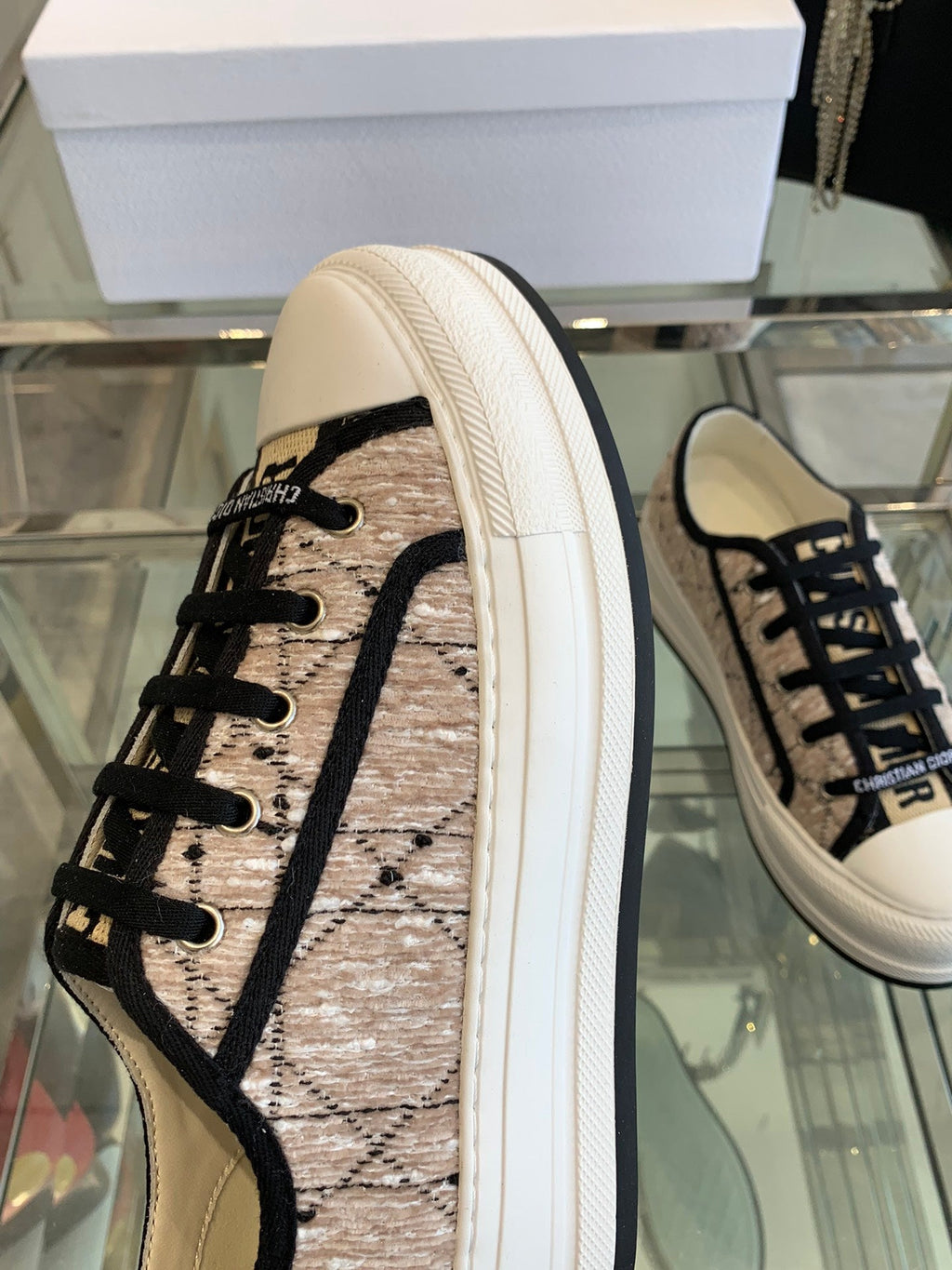 DIOR WALK'N PLATFORM SNEAKER BEIGE AND BLACK CANNAGE TWEED