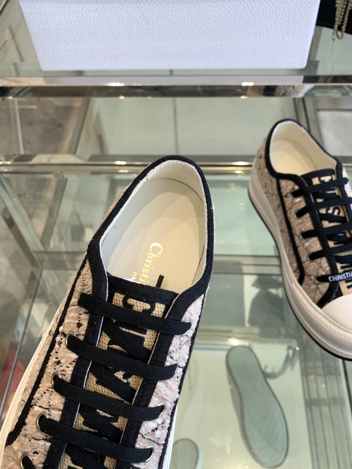 DIOR WALK'N PLATFORM SNEAKER BEIGE AND BLACK CANNAGE TWEED