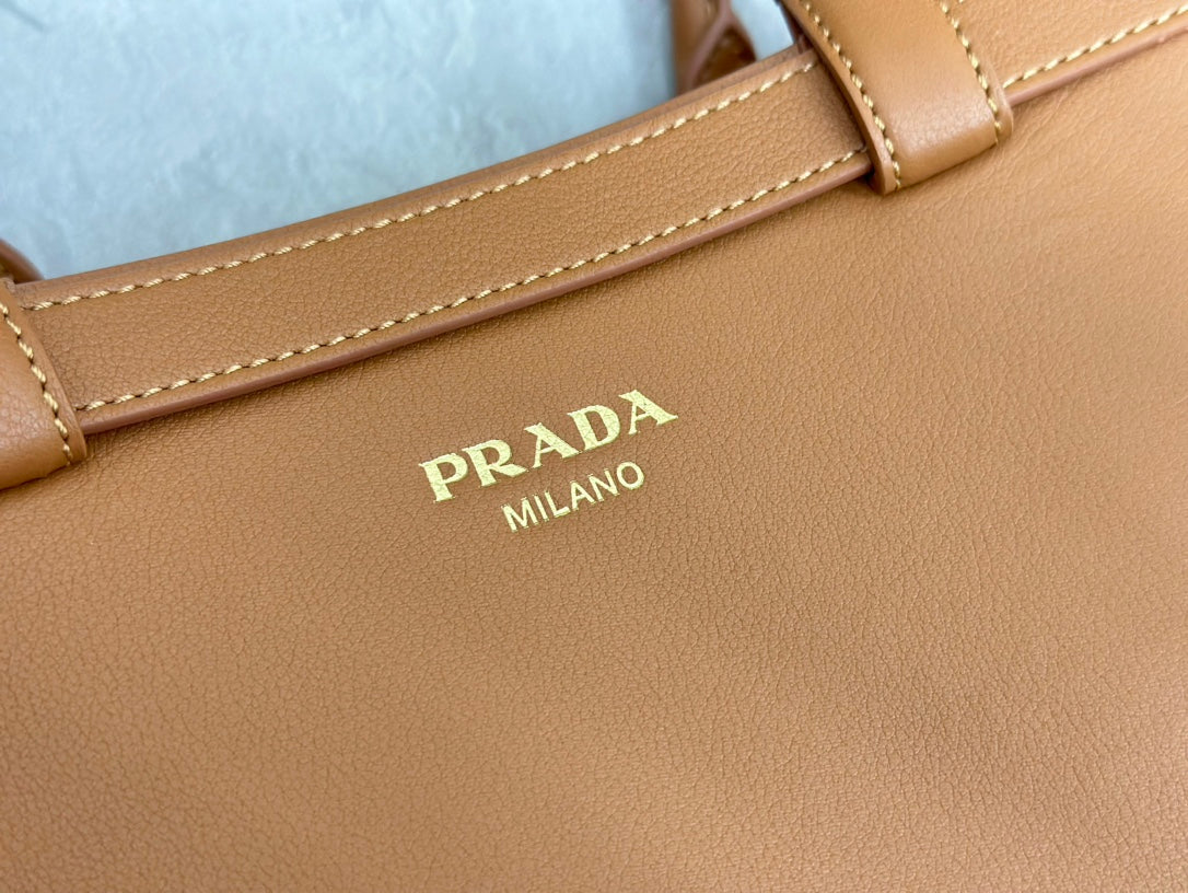 PRADA 25S BUCKLE MEDIUM HANDBAG 35 IN RK CARAMEL CALFSKIN GOLD HARDWARE