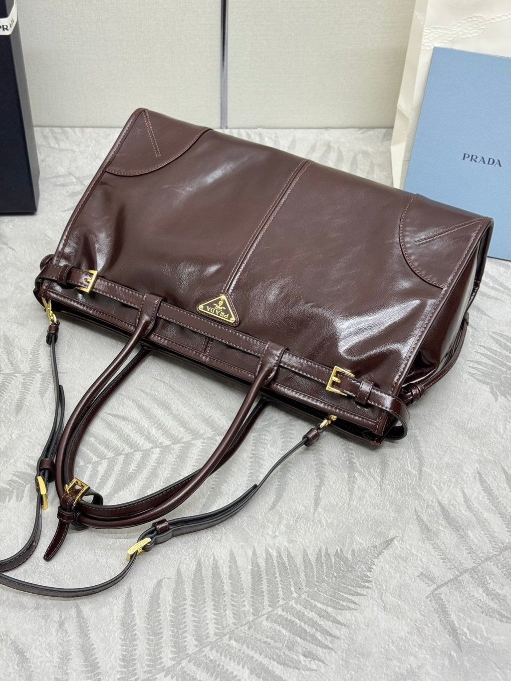 PRADA 25S BONNIE LARGE HANDBAG 38 IN RK BROWN GLOSSY CALFSKIN GOLD HARDWRE