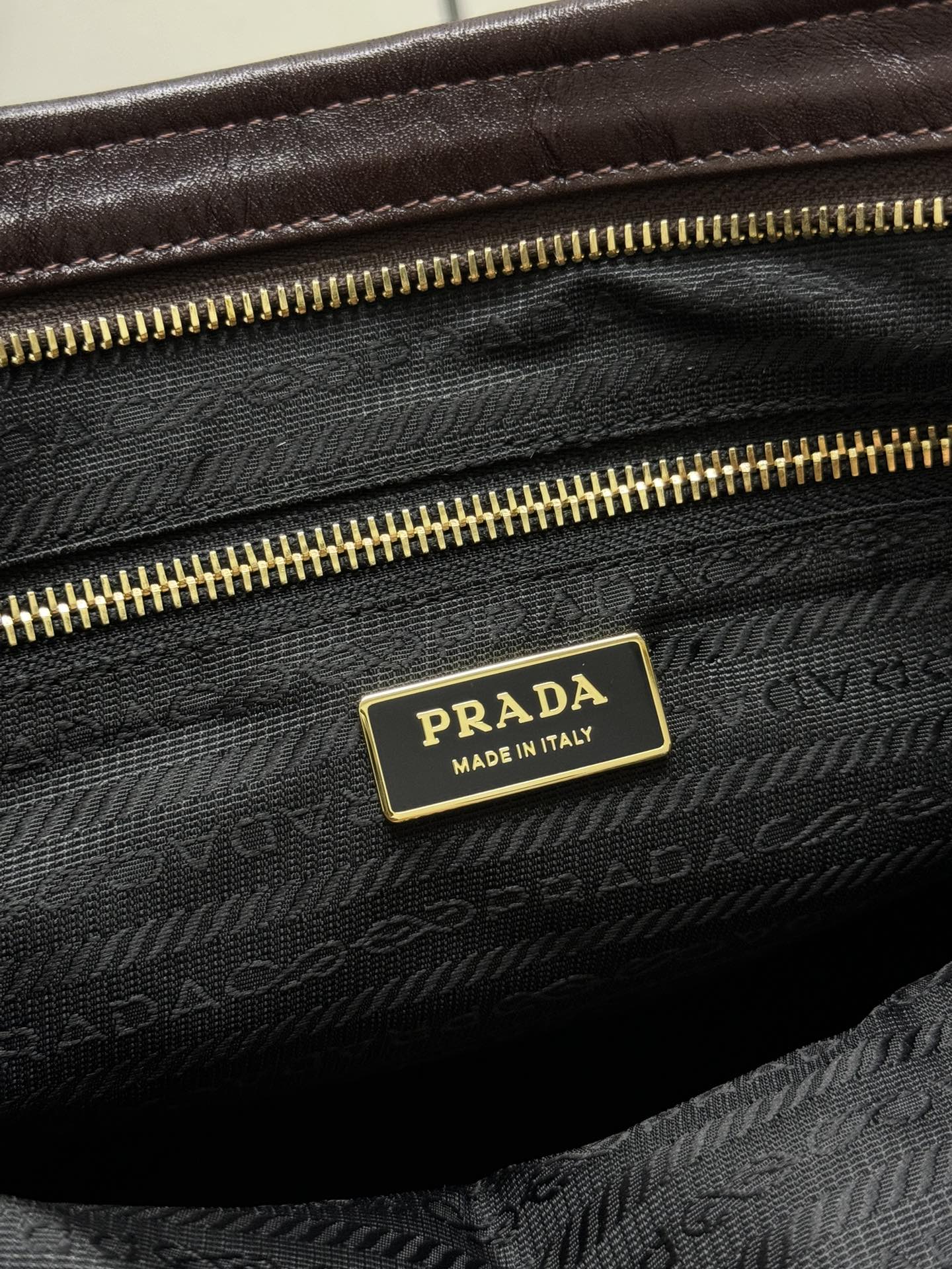 PRADA 25S BONNIE LARGE HANDBAG 38 IN RK BROWN GLOSSY CALFSKIN GOLD HARDWRE