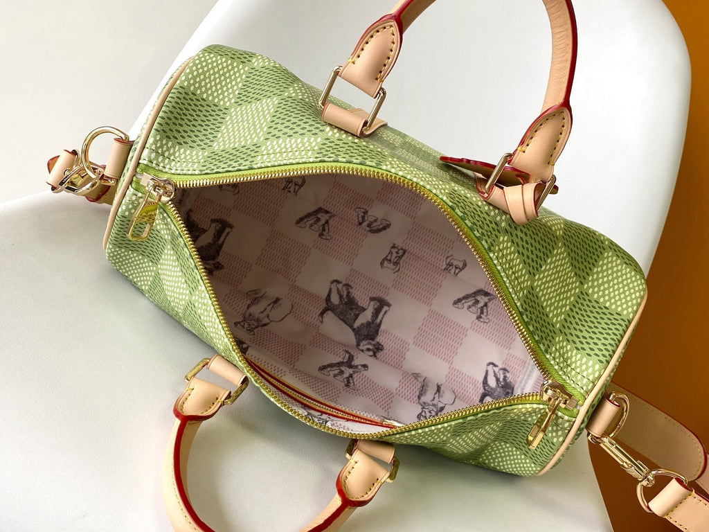 LOUIS VUITTON KEEPALL BANDOULIÈRE 34 BAG IN GREEN DAMIER GOLF COATED CANVAS