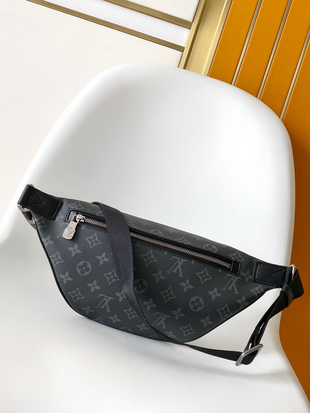 LOUIS VUITTON LV 25S DISCOVERY BUMBAG 44 IN BLACK NEON JADE MONOGRAM ECLIPSE CANVAS AND CALFSKIN