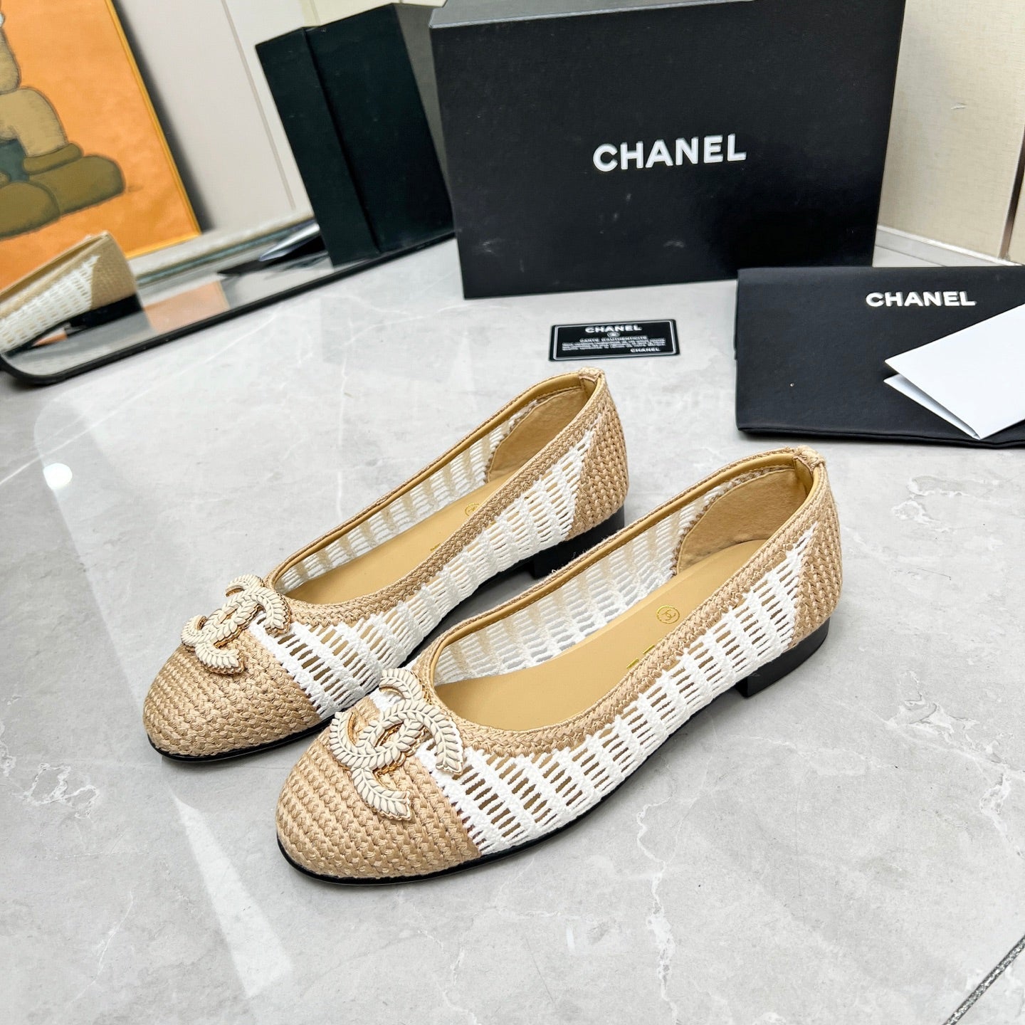 CHANEL BALLET FLAT 10 MM IN WHITE MIX BEIGE RAFFIA