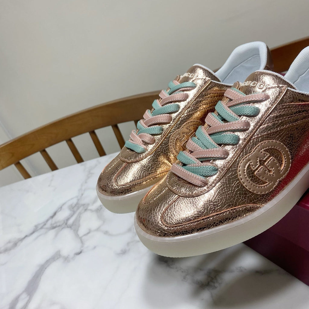 GUCCI 26S SNEAKER IN ROSE GOLD METALLIC CALFSKIN
