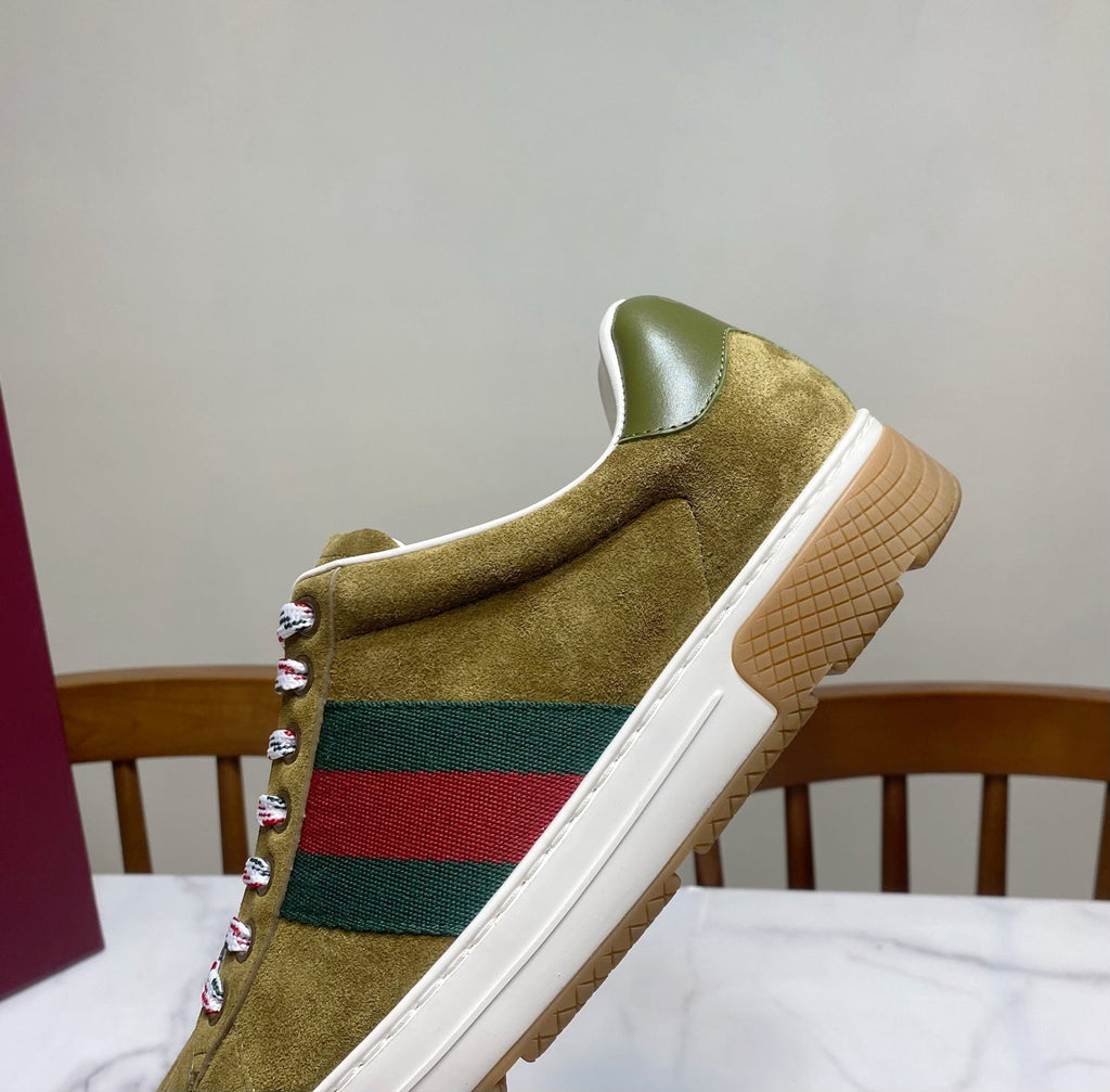 GUCCI 26S SNEAKER IN OLIVE BROWN SUEDE