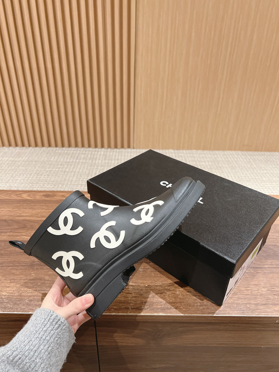 CHANEL RAIN BOOTS BLACK TPU WITH WHITE LOGO
