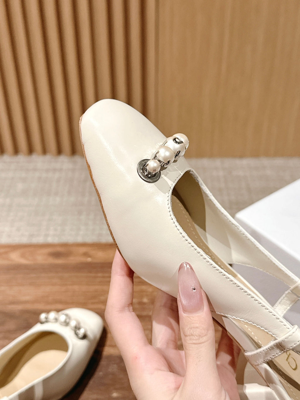 DIOR HIGH SLINGBACK 55 MM 25S IN CREAM WHITE LAMBSKIN PEARL DETAILING