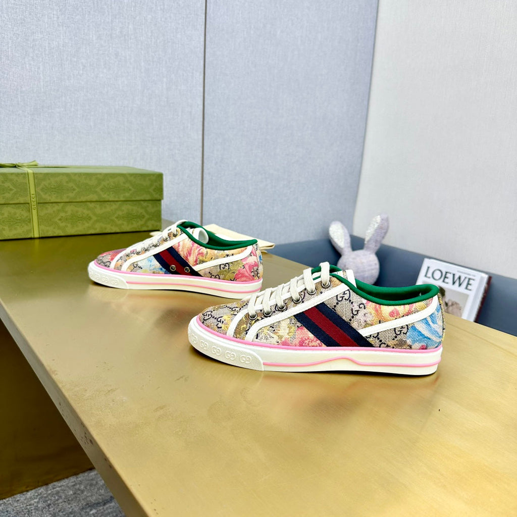 GUCCI TENNIS 1977 TRAINER CANVAS WITH FLOWERS MOTIF