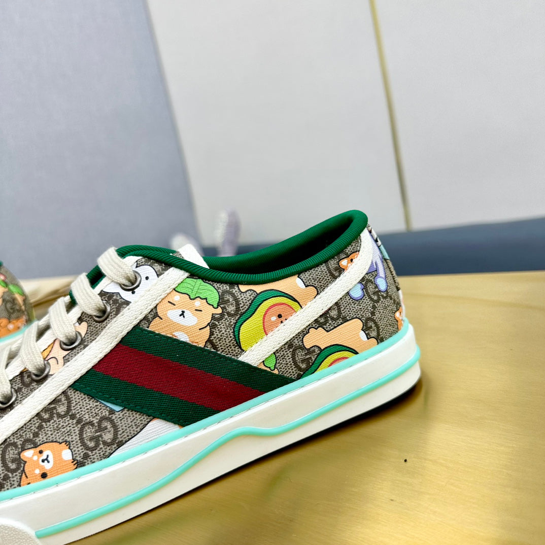 GUCCI TENNIS 1977 TRAINER CANVAS WITH ANIMALS MOTIF