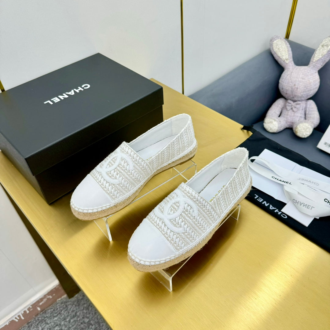 CHANEL ESPADRILLES PLATFORM 25S IN WHITE TWEED MIX CALFSKIN