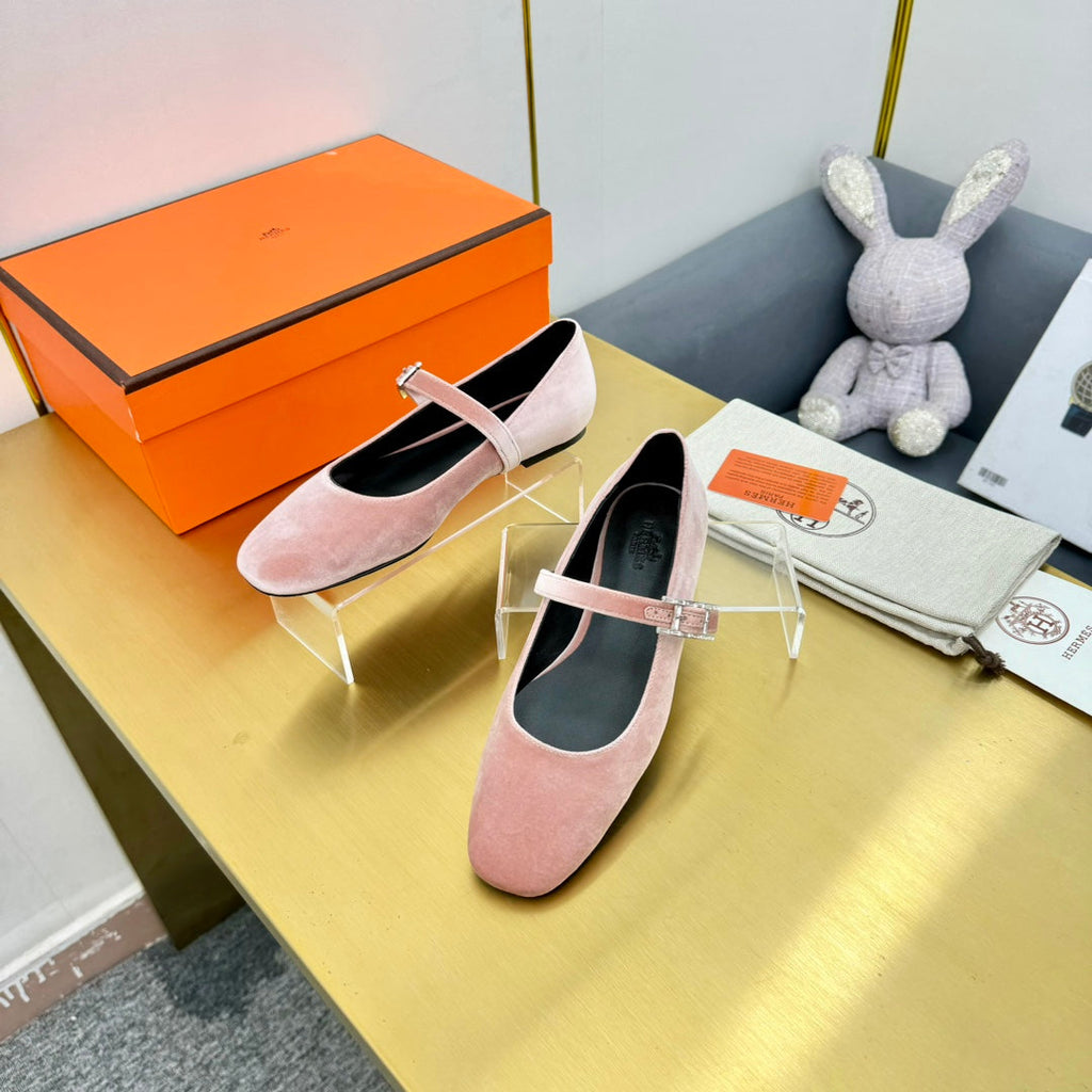HERMES BALLET FLATS IN LIGHT PINK SUEDE