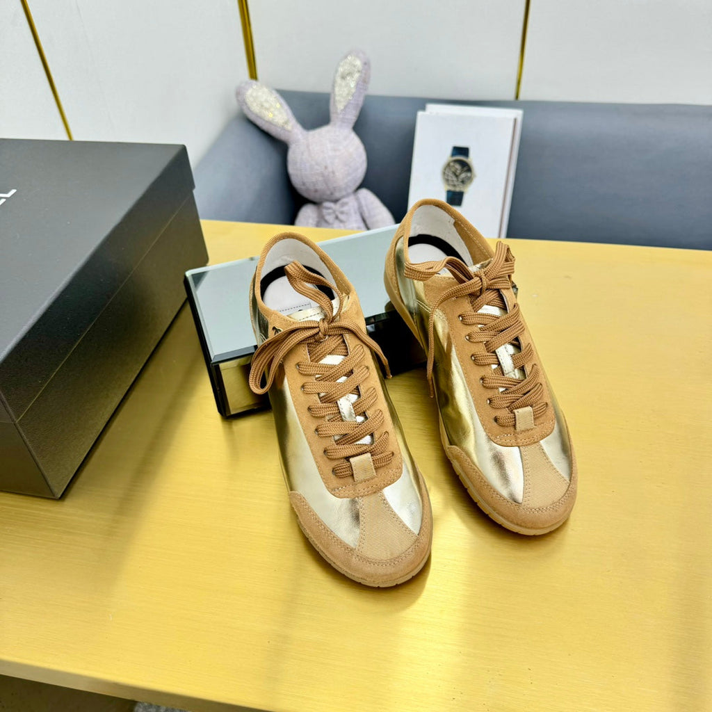 CHANEL SNEAKER IN GOLD CALFSKIN AND SUEDE