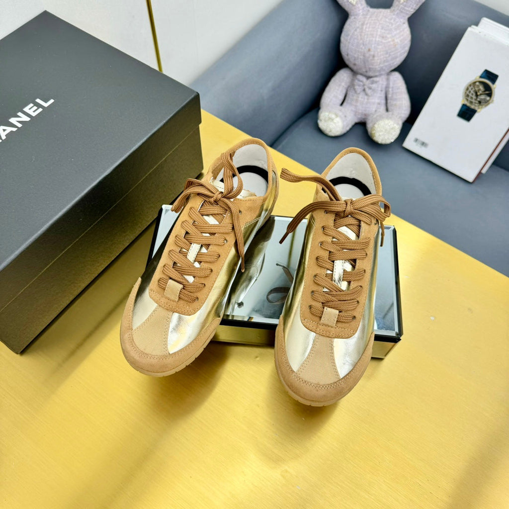 CHANEL SNEAKER IN GOLD CALFSKIN AND SUEDE