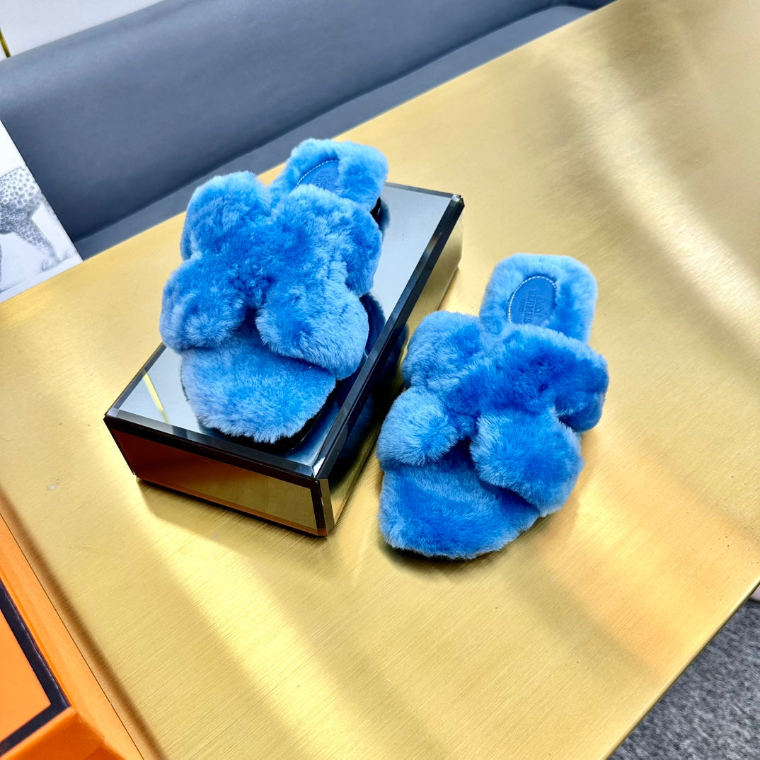 HERMES 0RAN SHEARLING SANDALS OCEAN BLUE