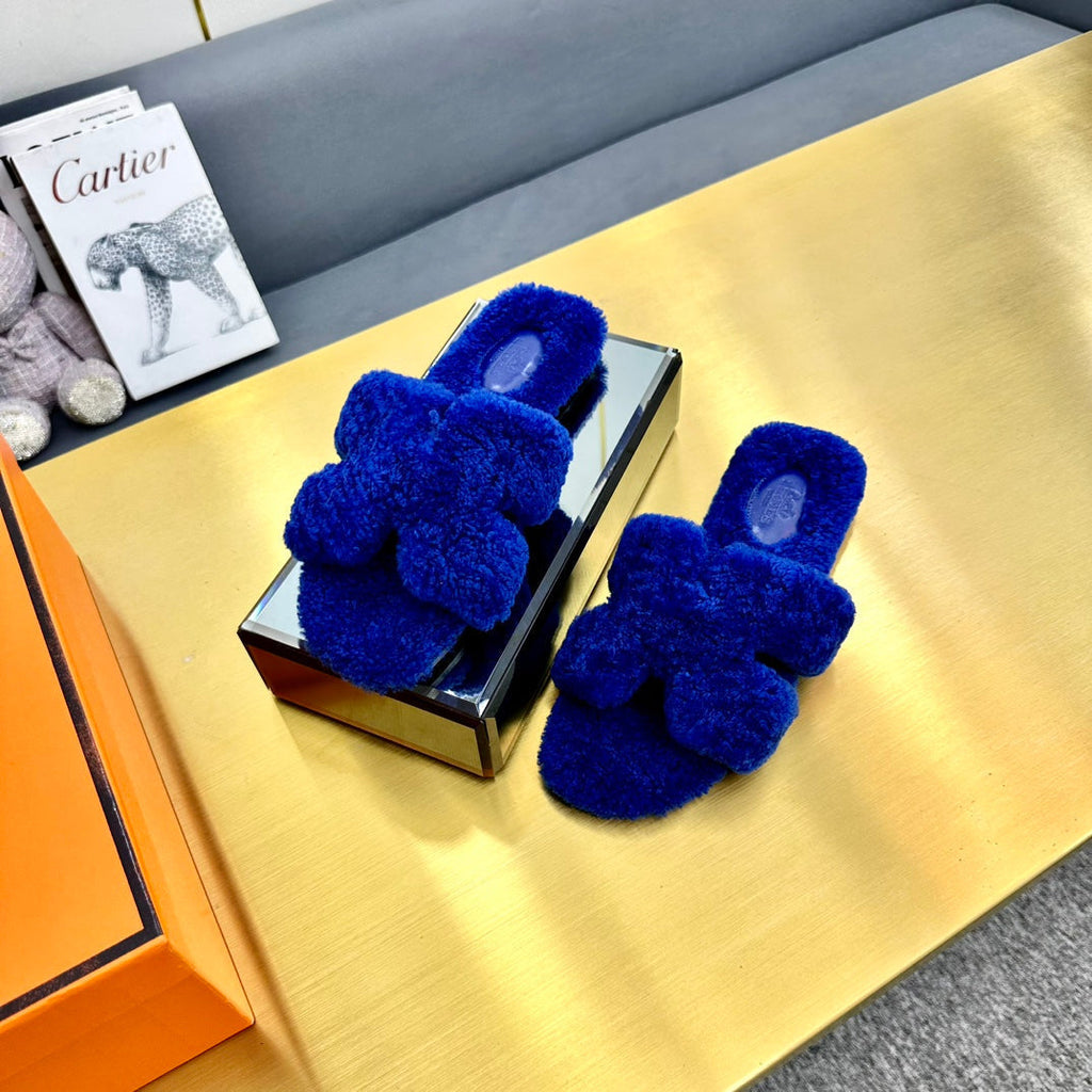 HERMES 0RAN SHEARLING SANDALS INDIGO BLUE