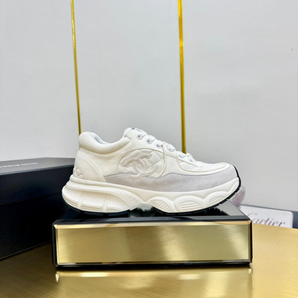 CHANEL DAD SNEAKER IN WHITE LAMBSKIN AND SUEDE