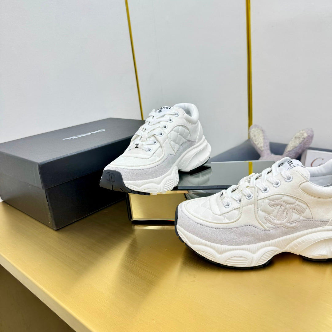 CHANEL DAD SNEAKER IN WHITE LAMBSKIN AND SUEDE
