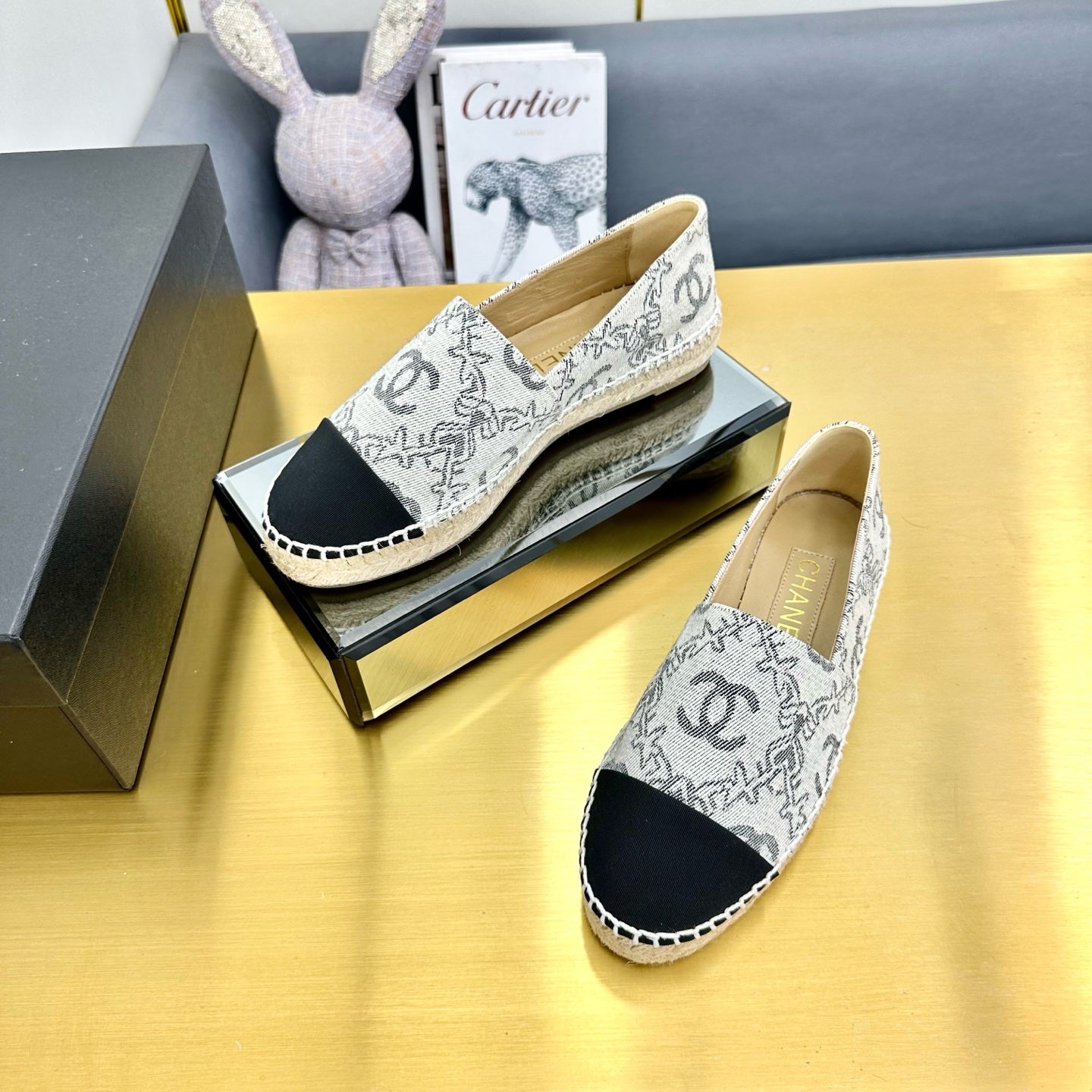 CHANEL ESPADRILLES PLATFORM IN BLACK PATTERN FABRIC