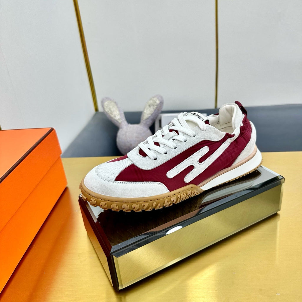 HERMES JET SNEAKER IN WHITE MIX SANGRIA RED SUEDE