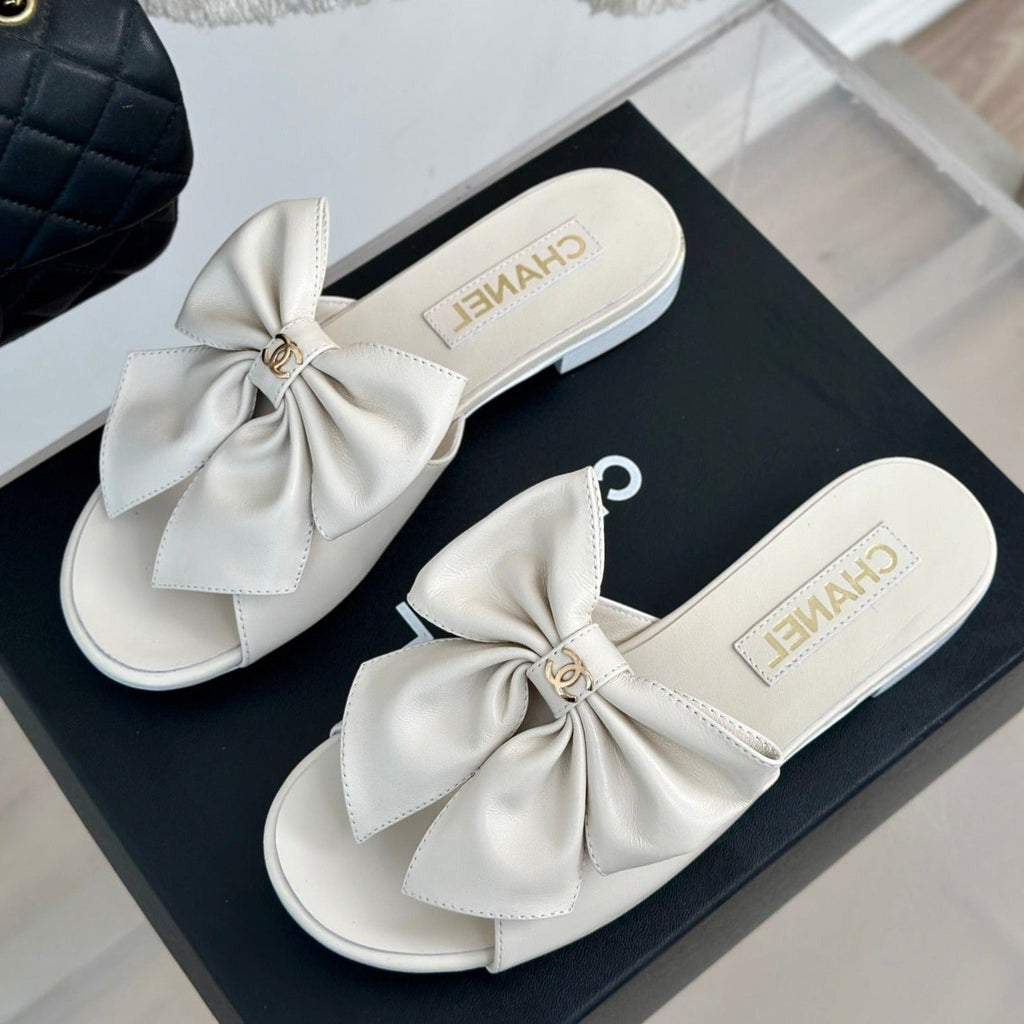 CHANEL Double  big bow flat sandals Sheepskin White Cream