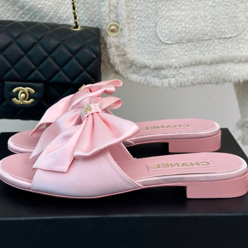 CHANEL Double  big bow flat sandals Sheepskin Light Pink